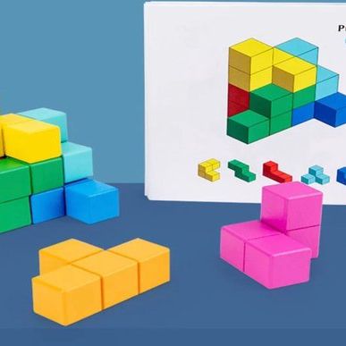 3D Houten Bouwblokjes colorful wooden blocks with shapes for spatial reasoning and logic learning for kids.